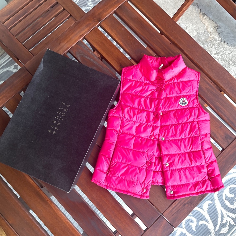 Moncler toddler vest pink